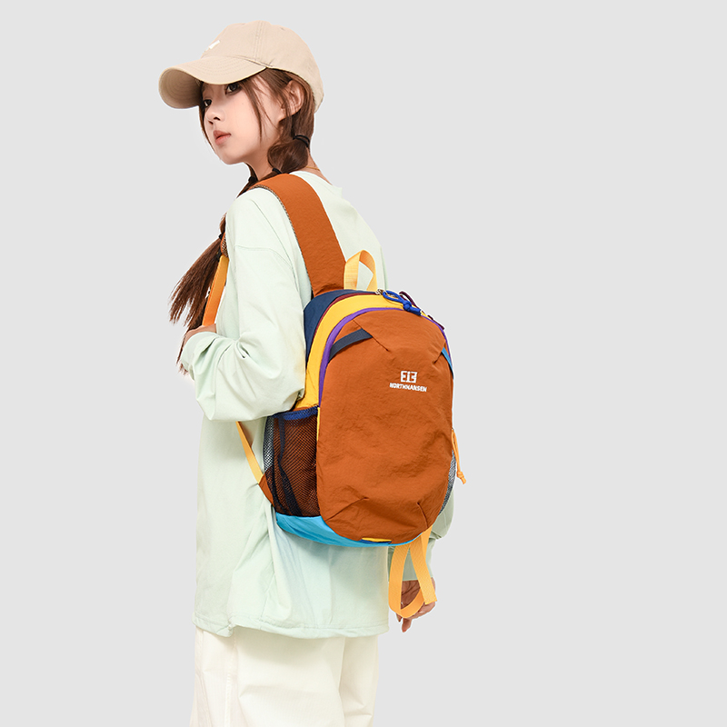 กระเป๋าเป้สะพายหลังสำหรับผู้หญ - Hiking Backpack Waterproof บทวิจารณ์และราคา